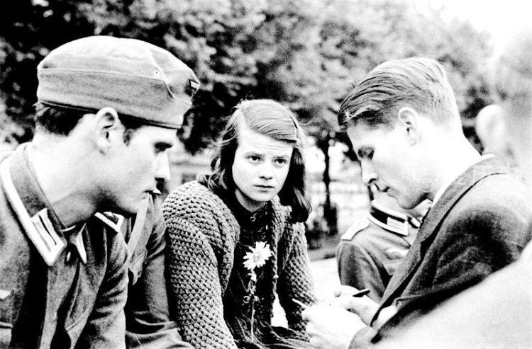 因反纳粹被送上断头台的市长女儿德国人心中永不凋零的白玫瑰
