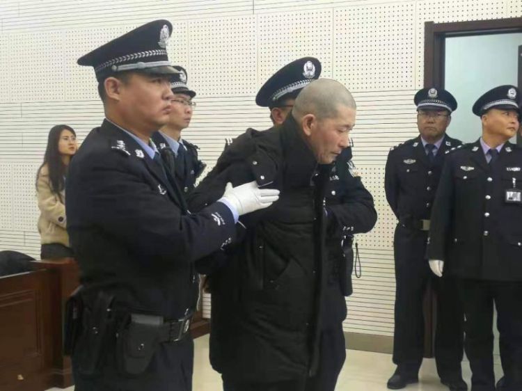 内蒙古“黑三轮强奸杀人案”罪犯被执行死刑