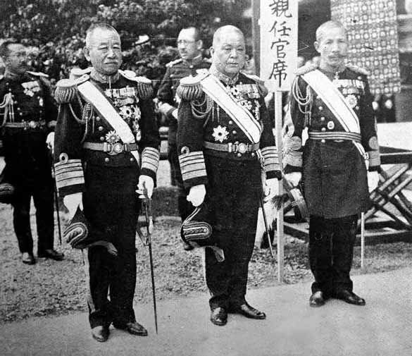 这个日本首相因为主张裁军，被数百名军官冲进家里刺杀