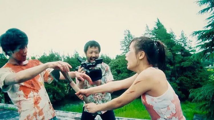 日本“票房黑马”《摄影机不要停！》，为何“粗糙”却令人看哭？