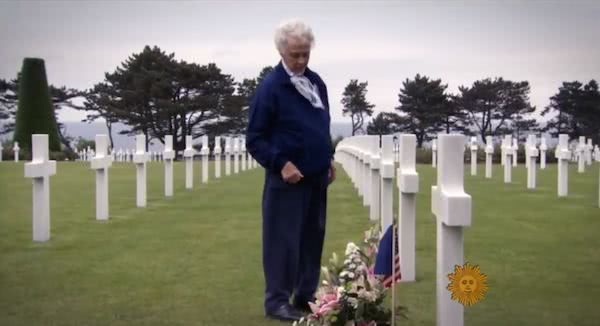 飞行员丈夫在二战失踪，妻子苦等70年不嫁，终于发现真相泪崩