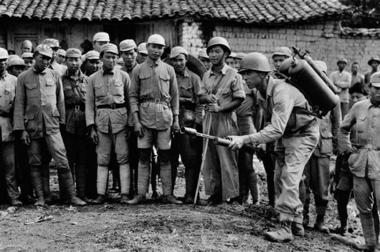 抗战时美国把很多淘汰装备给了远征军，却打的日军抱头鼠窜