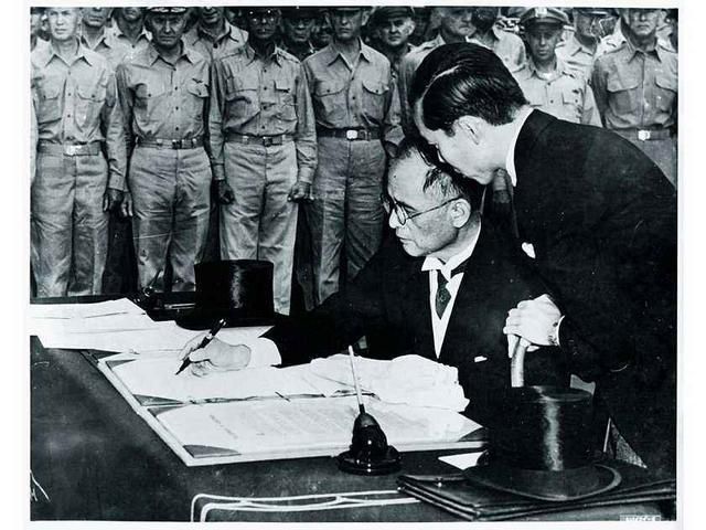 日本二战到底败在了哪里？参加投降签字的日本人说，并非原子弹