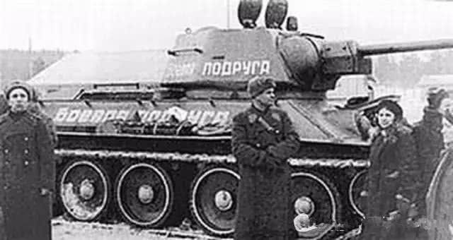 苏联最剽悍的妻子：为替丈夫报仇，倾家荡产买辆坦克去怼德国人