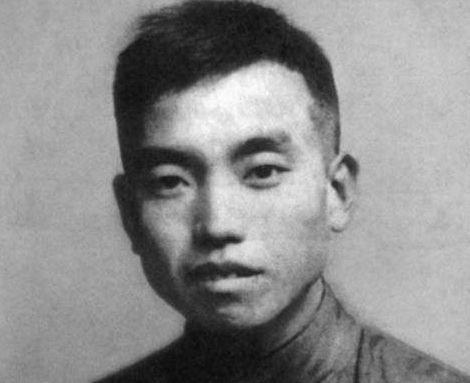 58年此上将被彭总批判，20年他后第一个支持陈云为元帅平反