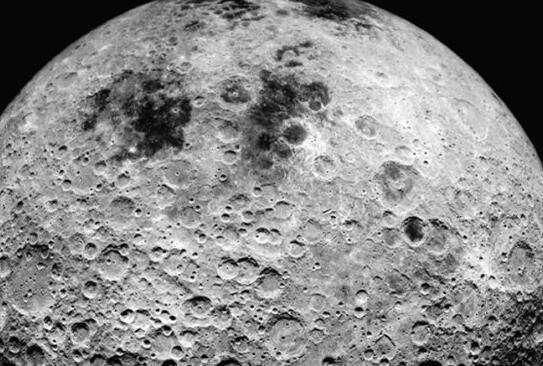 阿波罗登月隐藏的秘密，宇航员曾在月球上发现UFO？
