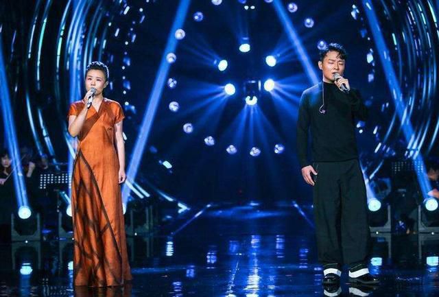 《歌手》龚琳娜帮唱嘉宾曾获湖南卫视选秀冠军，章子怡也没捧红他