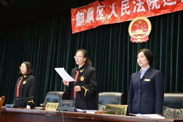 云南首例抢夺公交方向盘案，被判4年6个月