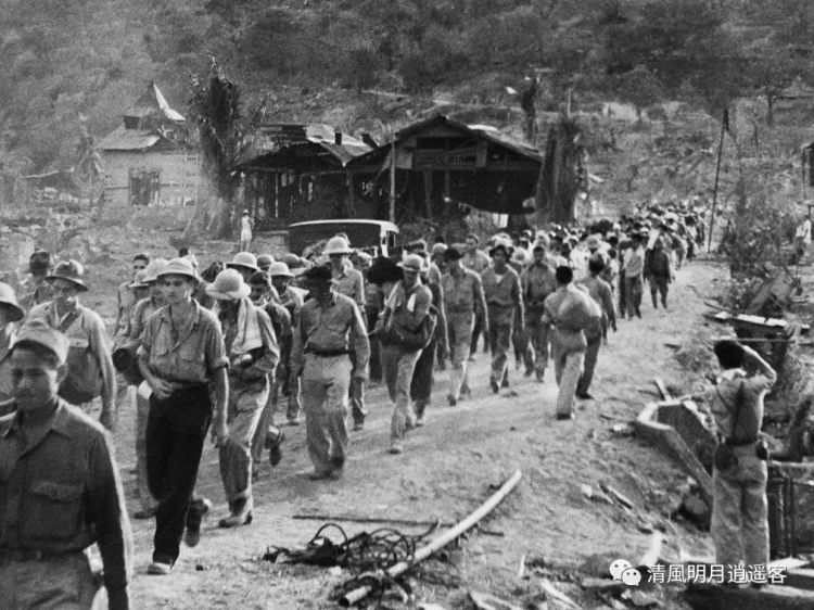 1942年美军史上最大投降事件，战俘被迫巴丹死亡行军