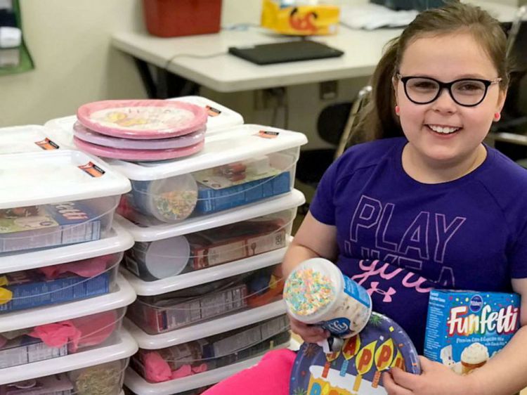 为了让贫困家庭的同学也能过生日，九岁女孩发起“生日盒子”项目