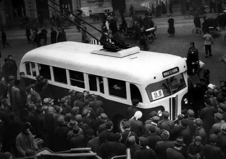 旧事丨今天，天津公交115岁了！老照片穿越百年时光
