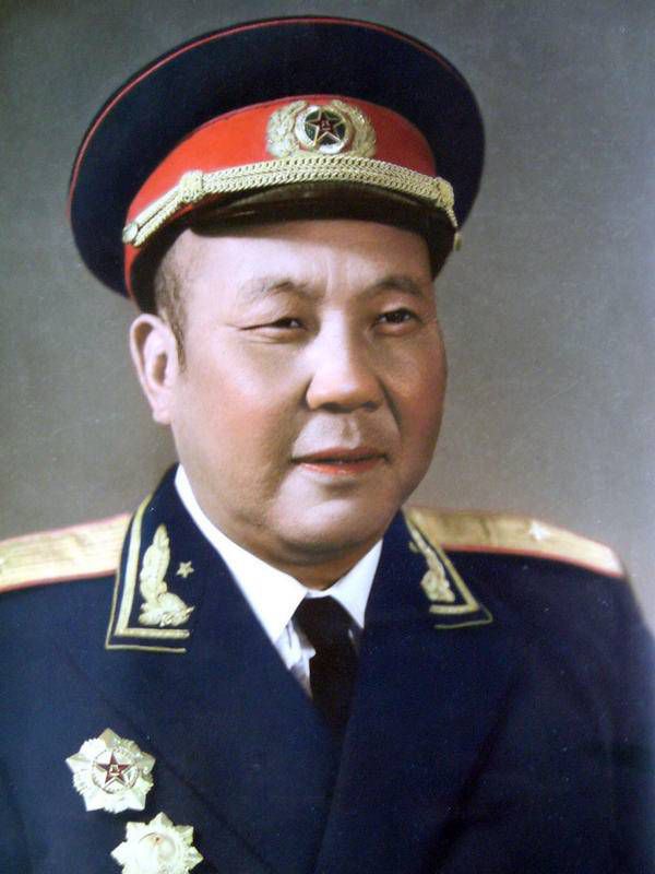 我军打炮最神的开国少将，曾三炮挽救全军，林彪称其达到艺术境界