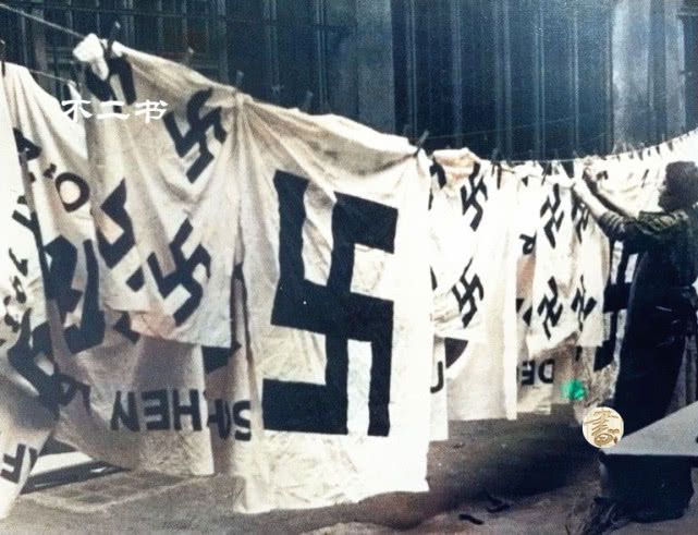上色老照片：二战前夕军力鼎盛的德国、希特勒疯狂搞阅兵仪式