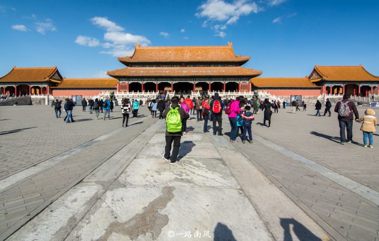 北京故宫占地面积72万平方米，大多数地方却看不到树！