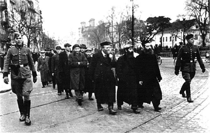 1939年德军入侵波兰，犹太人的灾难来临了