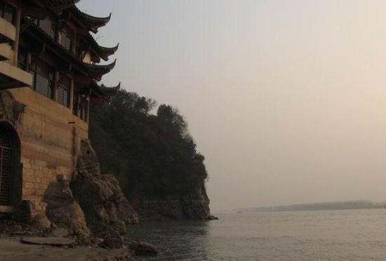 历史大工程，长江之上建浮桥，看南唐如何灭亡