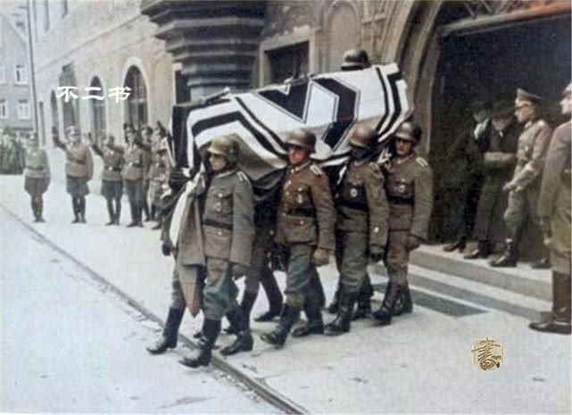 上色老照片：沙漠之狐隆美尔葬礼现场照被希特勒赐死的德军战神