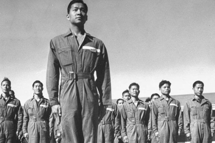 抗战中，陈纳德将军指挥的“飞虎队”中的中国军人