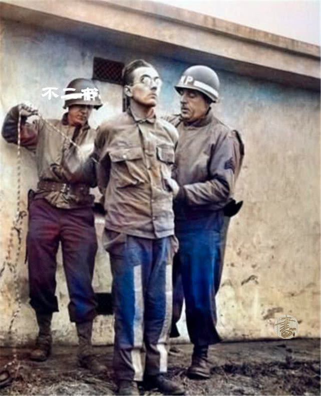 上色老照片：二战德军士兵被枪决的真实镜头，展现了战争的残酷