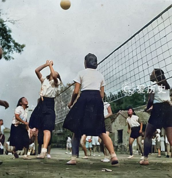 78年前的中日女排赛中国穿短裤日本穿裙子无论输赢都是耻辱
