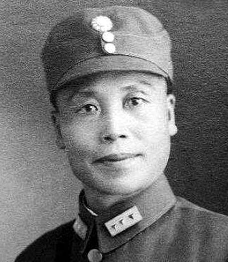 全面抗战爆发后，中国哪八人拥有元帅级别的军权？