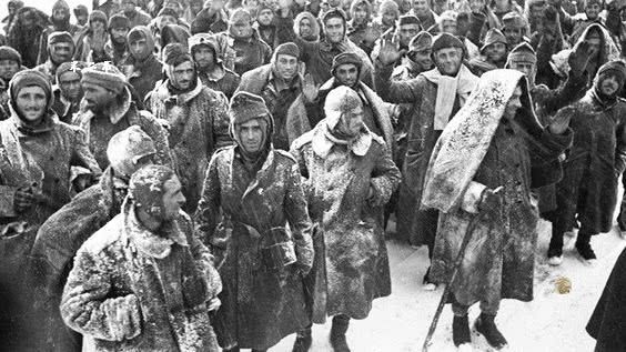 斯大林格勒战役有多惨烈？看看这些真实老照片，苏德之间的生死战