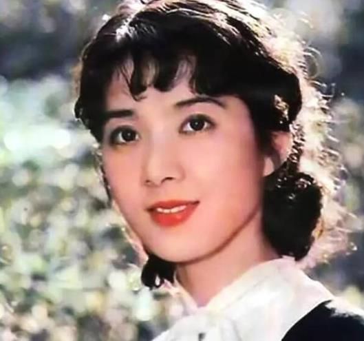 86版《西游记》最美女演员，痴恋唐僧，一生未果！67岁仍惊艳