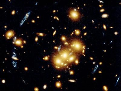 趣知识；新研究显示银河系的形状是S形、宇宙在加速膨胀