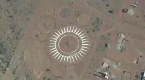 男子沙漠建了一UFO停机坪，自称是外星人指示？到底是不是真的
