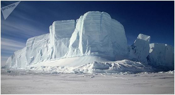 南极滑落1600平方公里冰山，日再探龙宫小行星，马斯克说没外星人