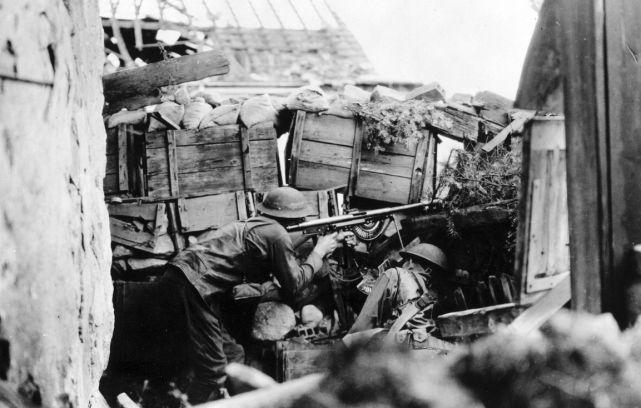 镜头下的一战美军：战斗力低下，却成了压死德意志的最后一根稻草