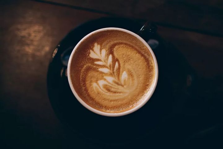 精选一组罕见的趣图；美丽的咖啡分层等