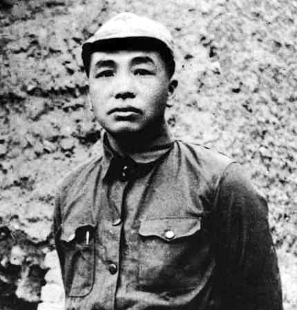 他是彭老总手下一大将，一战带走红5军一半兵力，后竟下落不明！