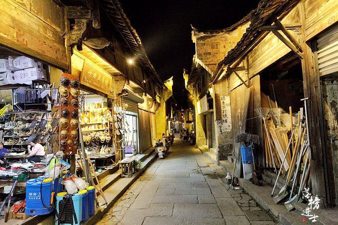 松阳最有味道的老街，被誉为“活着的清明上河图”，充满历史气息
