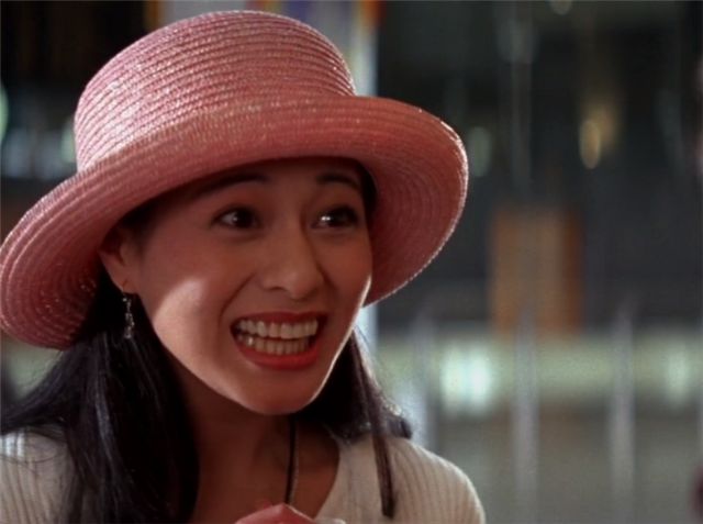 22年前成龙一部动作片：洪金宝夫妇客串，女主角曾经错过小燕子