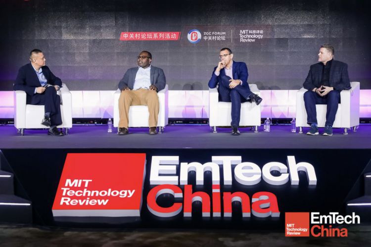 EmTech圆桌|AI、区块链的投资瓶颈与落地前景