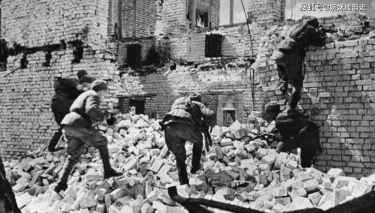 德军战术优良，却拿不下苏联一座大楼，23名苏军挡住德军58天进攻