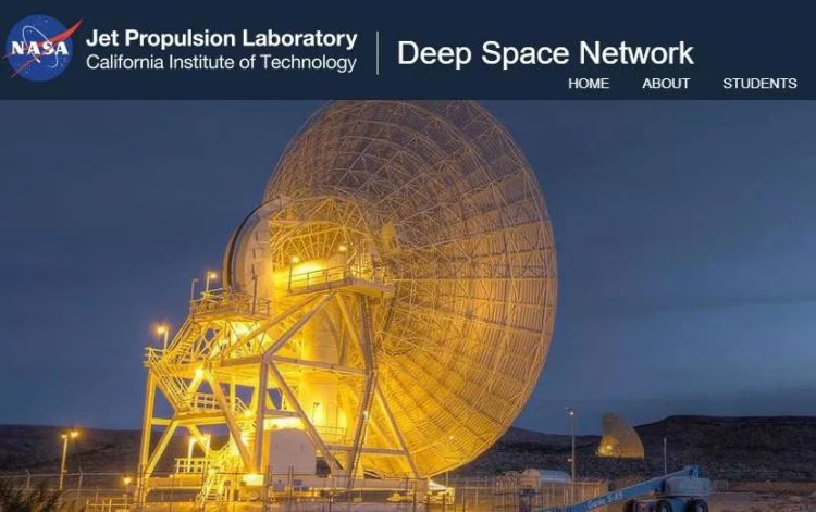 美深空网络收到一批数据，由222.46亿公里远太空船发出，内容不懂