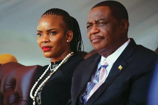 津巴布韦副总统不容易，被妻子欺诈起诉谋杀未遂