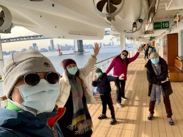 专访钻石公主号乘客：邮轮上已有64人被确诊为新冠肺炎