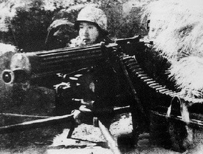 他是桂系三号人物，军阀时期多次反水，抗战中却守住底线大败日军