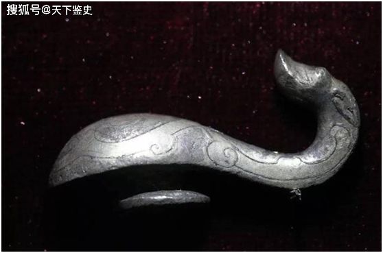 江苏挖出一座汉朝合葬墓，距今有2000年历史，出土件“阴阳”情物！
