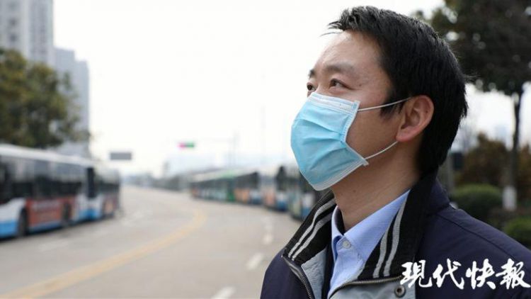 武汉一公交司机自行隔离8天痊愈，献血400毫升
