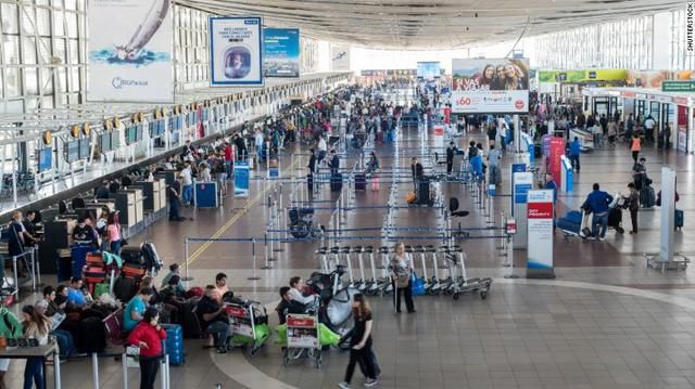 真实版﻿《罪恶都市》！智利机场发生抢劫案，一亿元现金直接被盗
