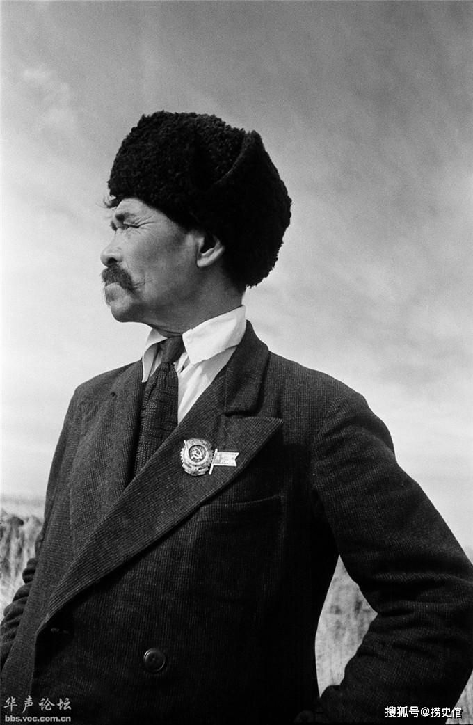 苏联时的哈卡斯人过着自主生活，历史上曾受契丹人、蒙古人统治