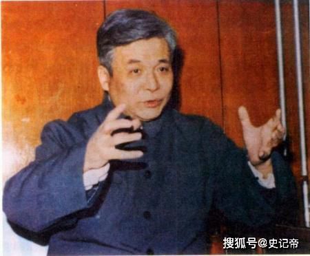 邓稼先因核辐射病危后，杨振宁问他：造出两弹，国家给你多少钱？