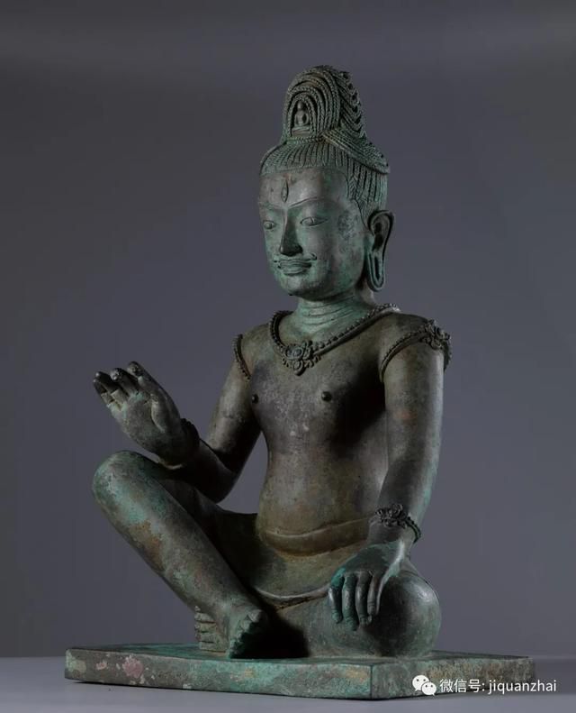 《丝路梵华—吉泉斋藏古代佛教造像集珍》佛像赏析——观音菩萨坐像