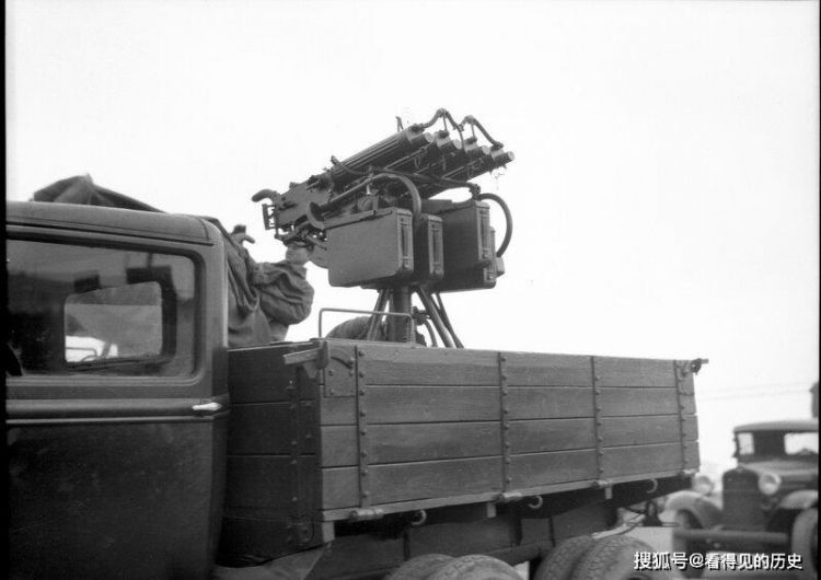 老照片30年代的蒙古军队清一色的苏式装备