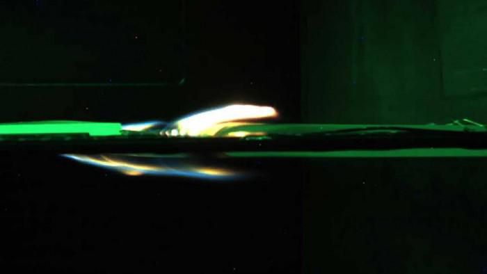 NASA在“天鹅座”宇宙飞船展开又一次太空火焰测试