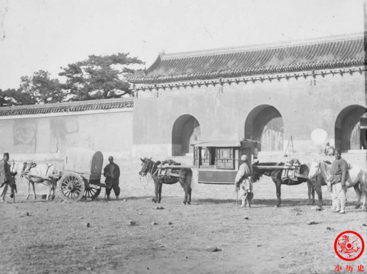 老照片：光绪皇帝时代的京城，护城河即将干涸